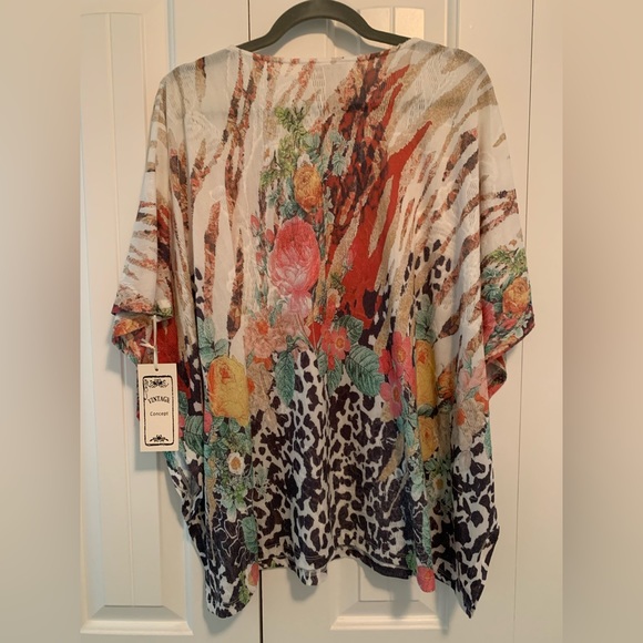 Vintage Concept Blouse Animal & Floral Print Women’s Med Dolman Sleeves - Picture 3 of 8